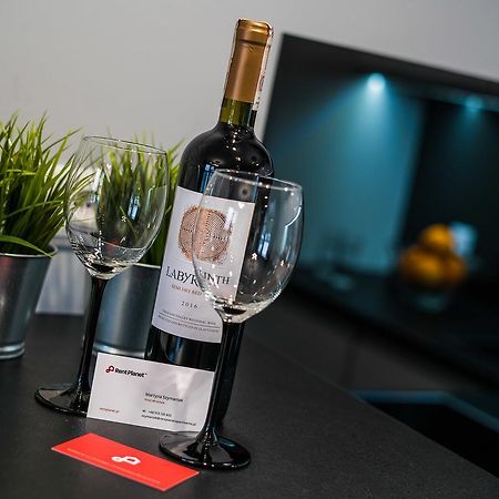 Апартаменты Rentplanet - Odra Tower Вроцлав Экстерьер фото